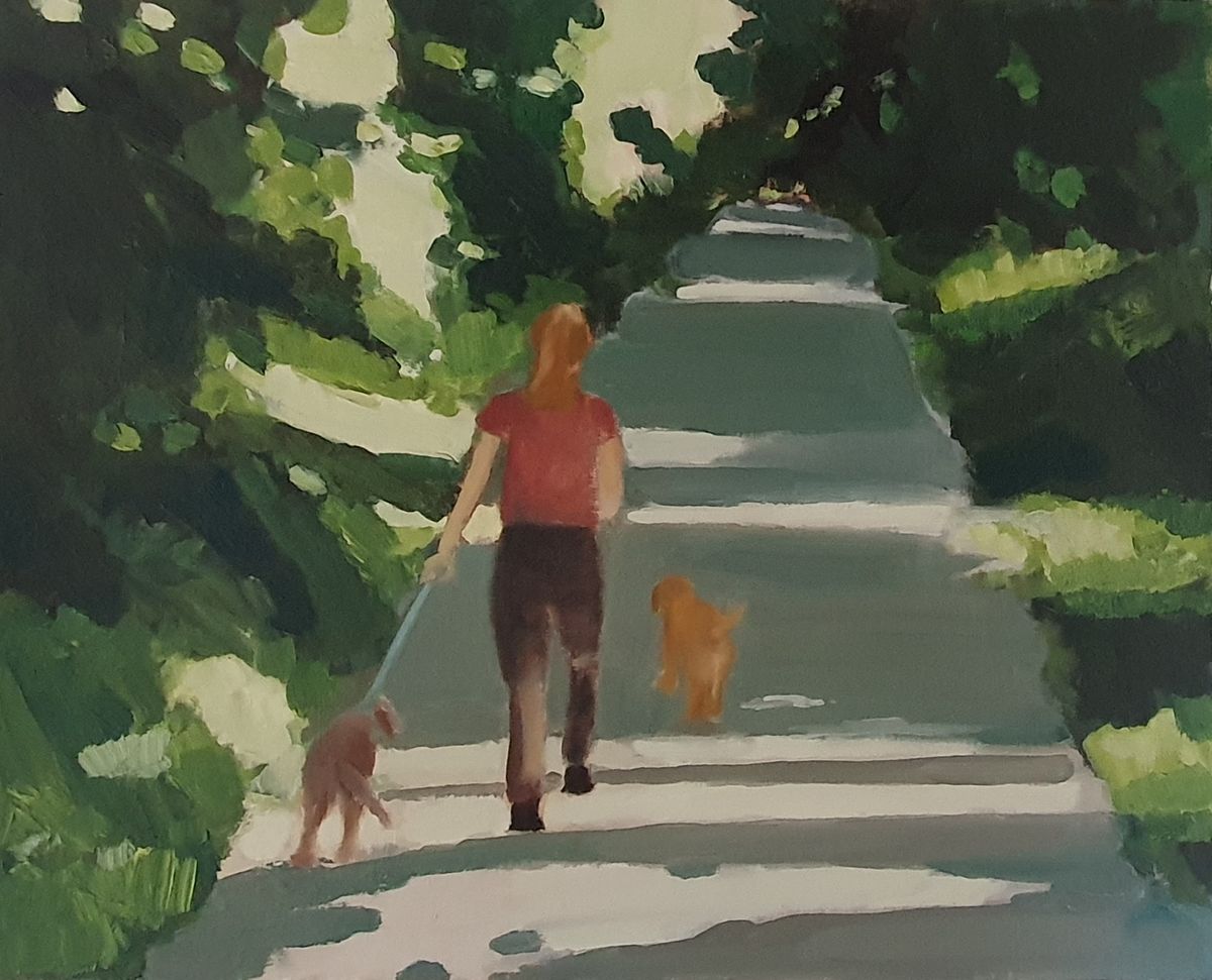 Balade en forêt – femme promenant ses chiens dans une allée forestière ombragée, huile sur papier de Claire Potié