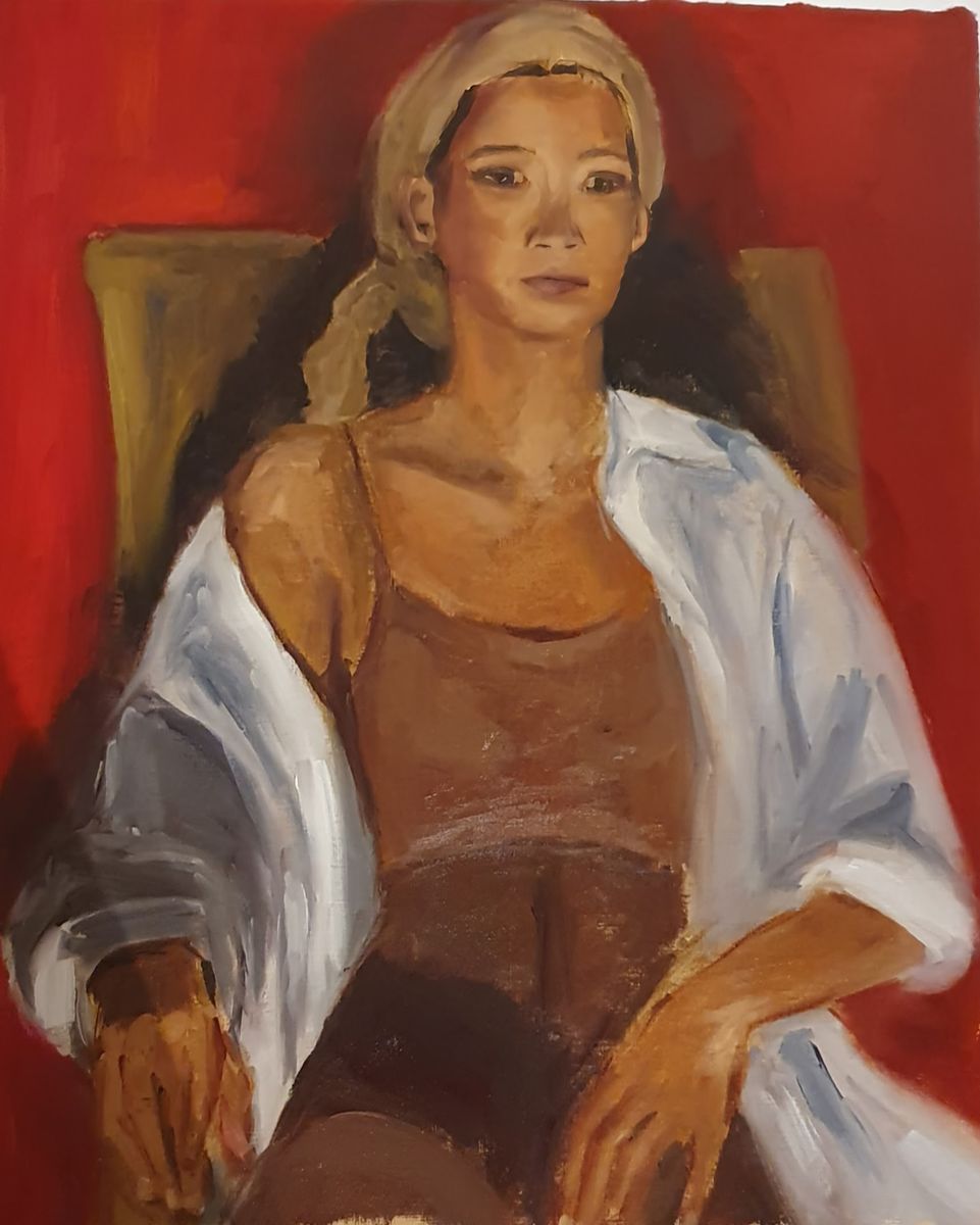 Jeune fille au bandeau – jeune femme au bandeau en chemise blanche sur fond rouge, huile sur papier de Claire Potié